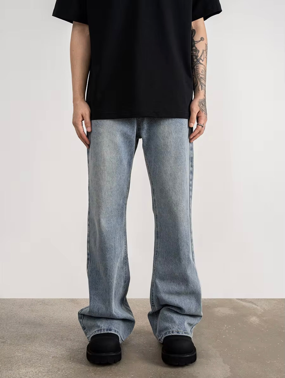 ZAPRE Relaxed Fit Light Blue Jeans