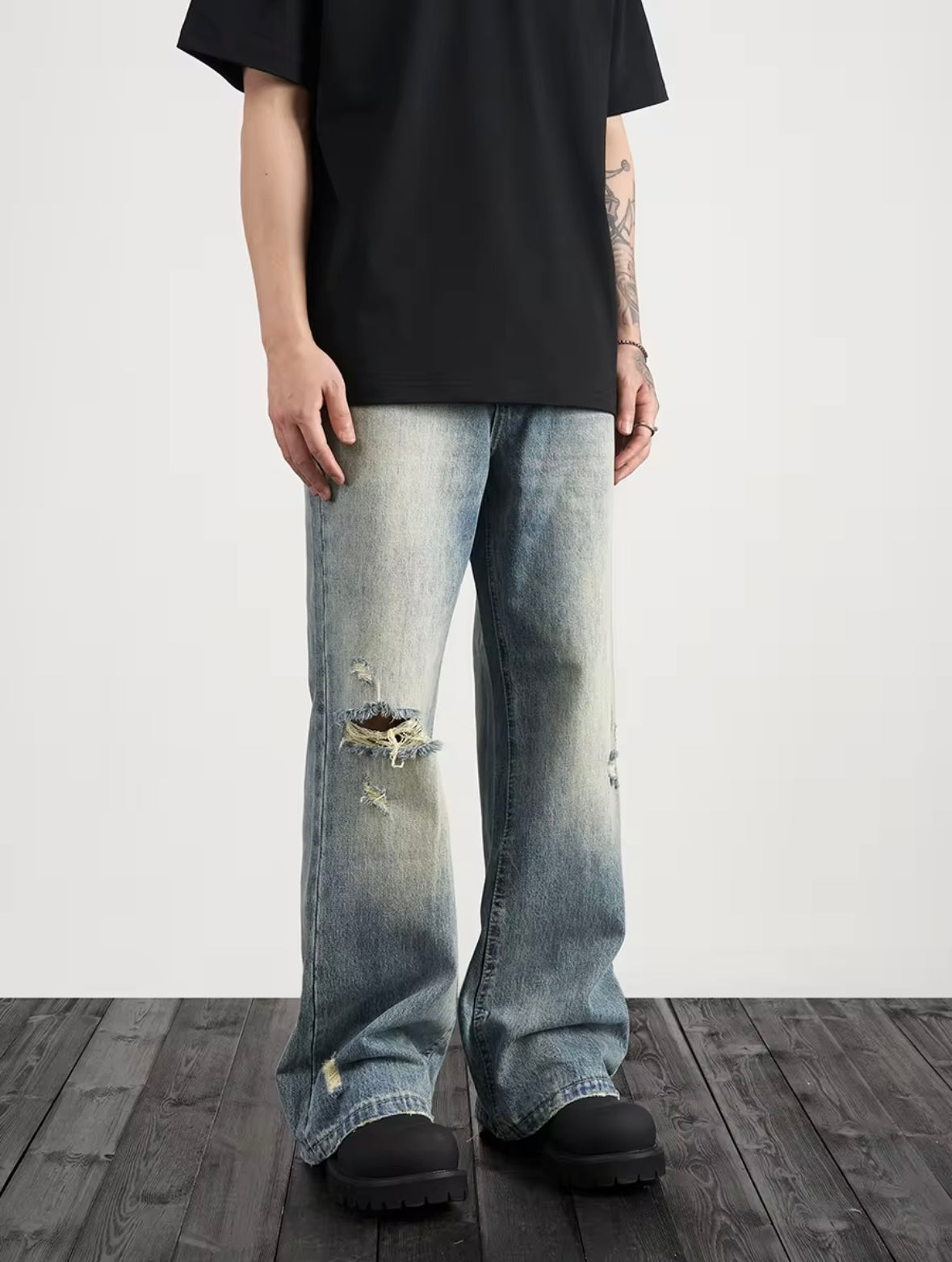 ZAPRE Relax Fit Distressed Stone Washed Blue Jeans
