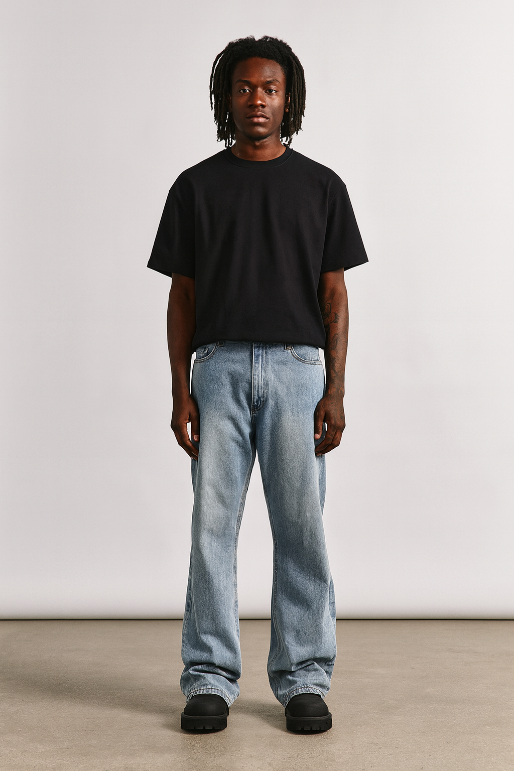 ZAPRE Relaxed Fit Studio Light Blue Jeans